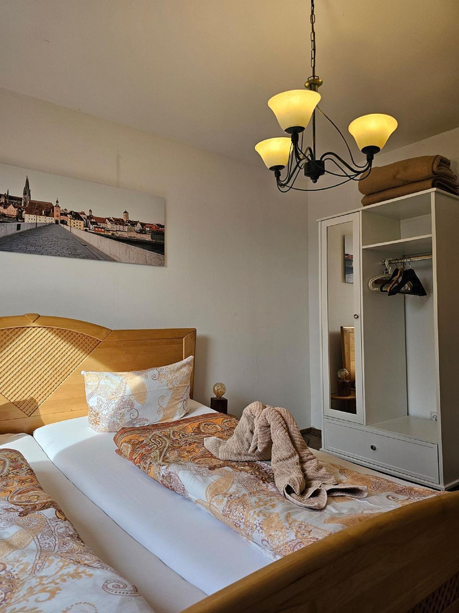 Ferienwohnung Martina Sinzing Екстер'єр фото