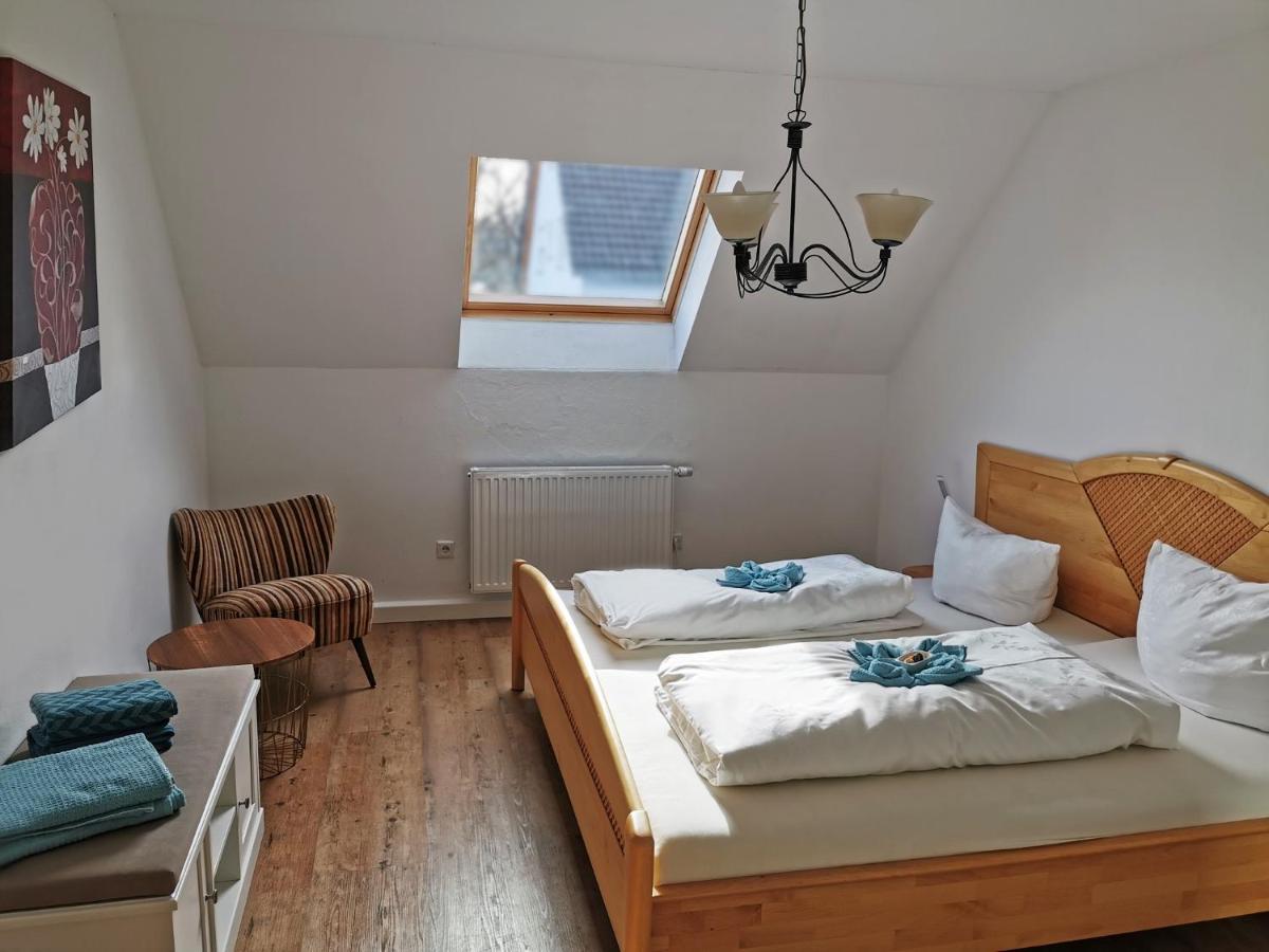 Ferienwohnung Martina Sinzing Екстер'єр фото