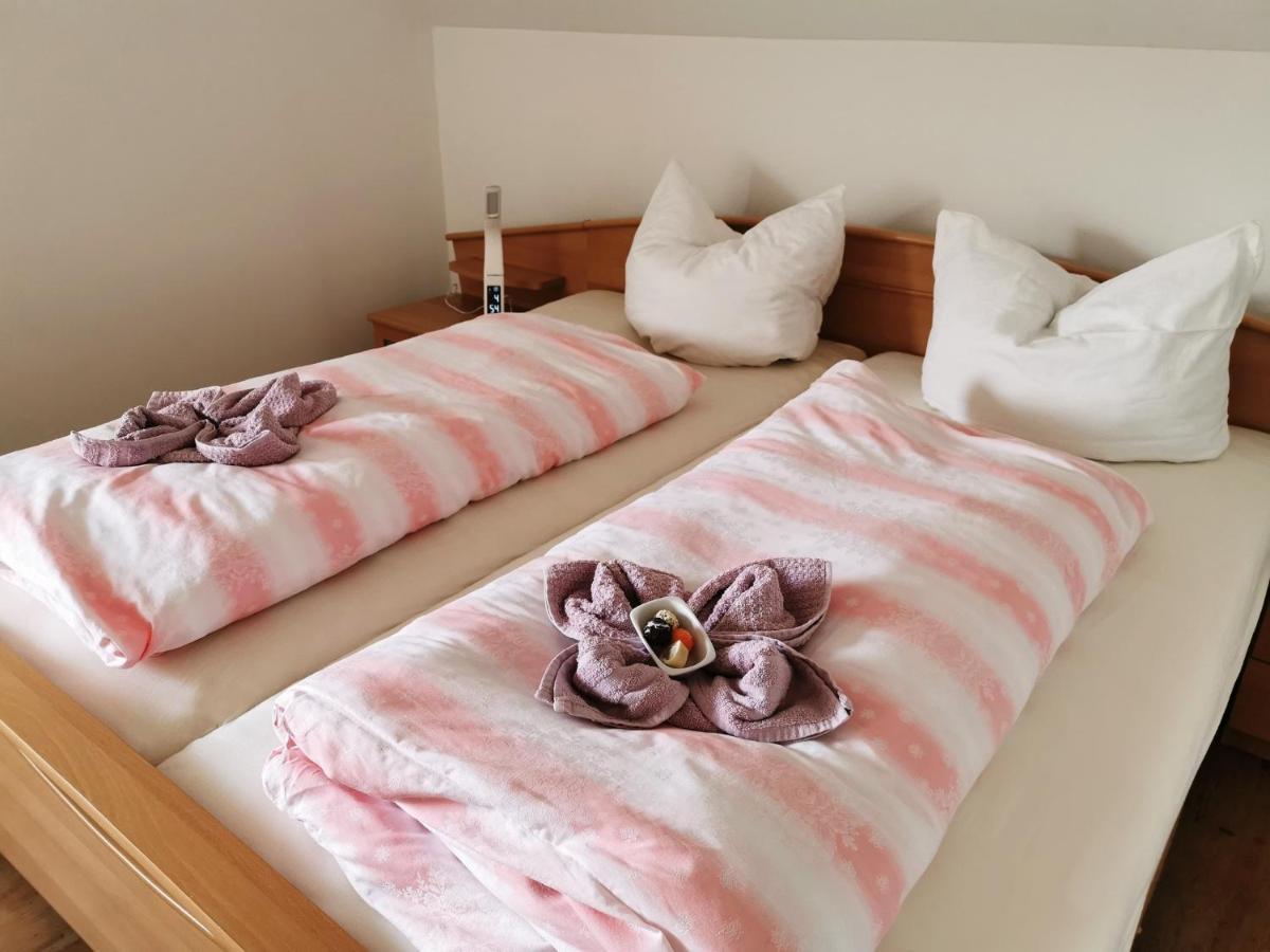 Ferienwohnung Martina Sinzing Екстер'єр фото